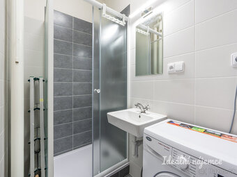 Pronájem bytu 2+kk, U Kombinátu, Strašnice, 21 900 Kč/měs, 4 - 6