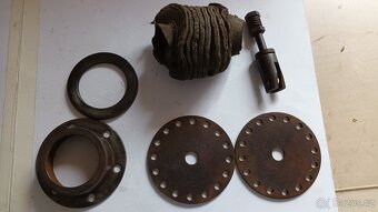 Motor, nádrž, náprava + další díly Adler Triumph - 6