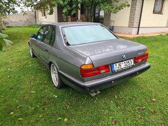 BMW 740i e32 Shadowline - 6