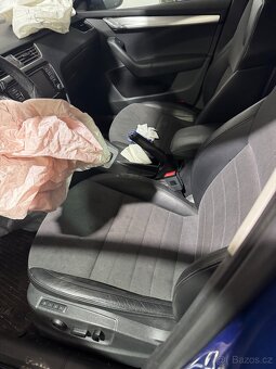 Vůz na náhradní díly Škoda Octavia 3 kombi r.v. 2016 modra m - 6