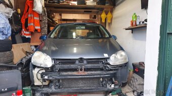 Golf 5 1.4i 55kw 3dv - 6