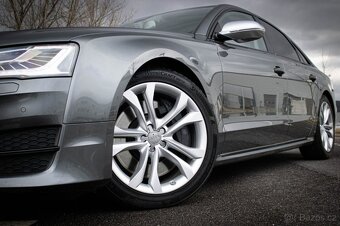 Audi S8 / SVK auto / TOP STAV / - 6
