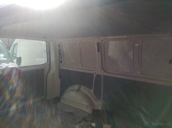 Prodám VW T5 1.9tdi jednotka ABS k.o - 6