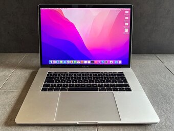 Macbook Pro 2016 15-inch - 6