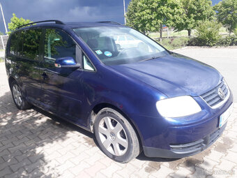 Volkswagen Touran 7 místný,2.0.16V - 6