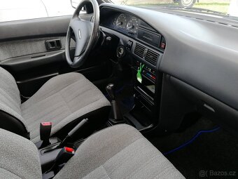 Toyota Corolla liftback E9, r.v. 1991_veterán - 6