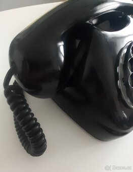 Starý telefon Tesla T65S - 6