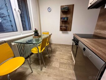 Prodáme byt 2+1, balkon, byt i dům po celkové rekonstrukci - 6