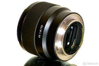 Sony FE 50mm f/1,8 + UV filtr Záruka 03/26 - 6