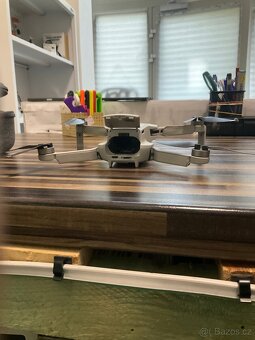 Dron DJI MAVIC MINI - 6