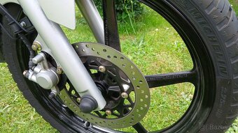 Yamaha YBR 125,pouze 12670 km TOP stav - 6