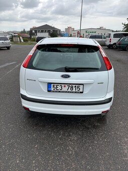 Ford Focus 1.8 - 6