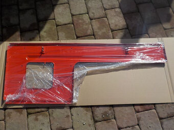 Kapotáž na Zetor 4611 - 6945 - červená - komaxit - 6