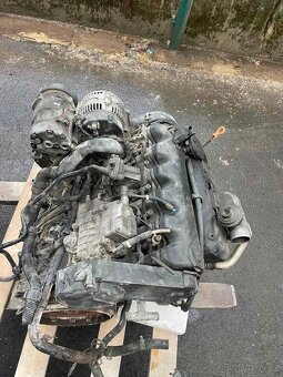 Motor VW T4 2.5 tdi 75 kW - 6