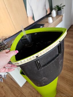 Samozavlažovací květináč, výška 57 cm - 6