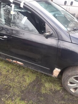 Vw passat 2,0tdi B6 odstín LC5E - 6