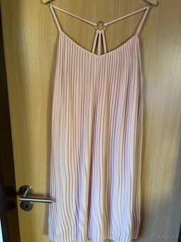 Dámské oblečení S/M, kraťasy, šaty, tilka - 6