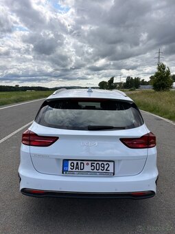 Prodám Kia Ceed SW 1.0 T-GDI ve výbavě Spin 5 let záruka - 6