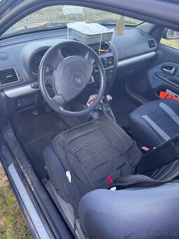 Renault Clio - 6