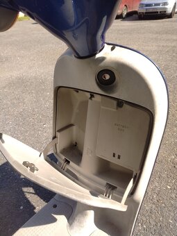 Prodám skútr Piaggio Free - 6