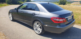 Mercedes Benz E200 CDI Avantgarde - 6