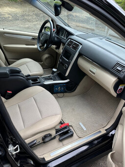 Mercedes-Benz B200 CDI - 6