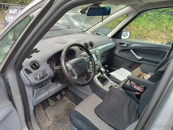 Ford Galaxy - 6