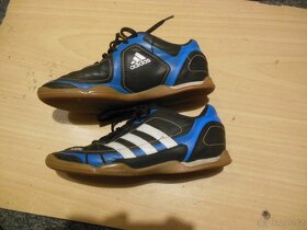 Prodám lyžáky sjezdové, tenisky adidas a reebok - 6