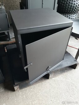 Topeniště - kamínka k udírně - 6