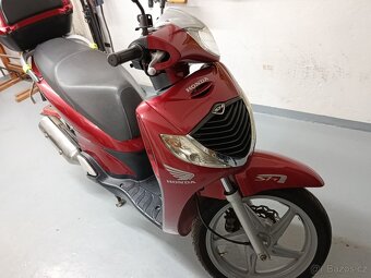 Honda SH125i 2007 - 6