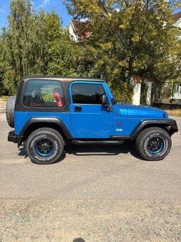 Jeep Wrangler 4.0 L6 automat - 6