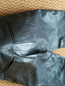 kožené kalhoty vel L/XL na štíhlou postavu - 6