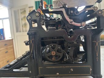 Underwood Starožitný Psací Stroj - 6