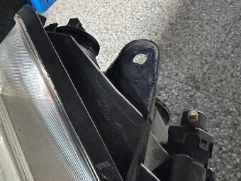Levé a pravé přední světlo Nissan Qashqai J10 / díly - 6
