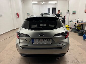 Corolla GR sport 1.8 hybrid - 6
