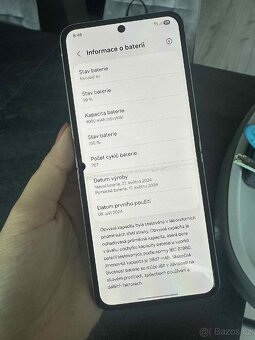 Samsung Galaxy Z Flip 6 - 6