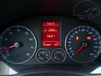Volkswagen Golf 1,6 FSI 1.MAJITEL,COMFORT - 6