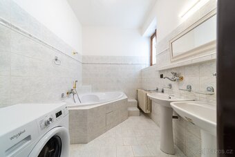 Кімната для однієї людини з пропискою в Strašnice - 6