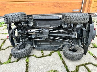 Traxxas TRX-4 Defender 1:10 - 6
