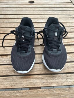 Tenisky Nike vel.38.5 - 6
