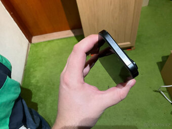 iPhone 16 Pro 512 GB černý - 6