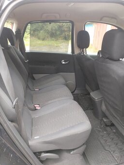 Renault Scénic 7mist 1,9dci - 6