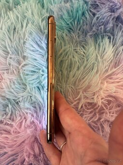 Apple IPhone XS, 64GB zlatý - 6