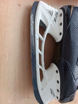 Brusle Bauer supreme s27, vel. 9EE - 6