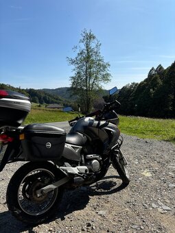 PRODÁM HONDU TRANSALP 650V - 6