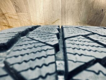 TOP zimní kola BMW X5 G05 19” originál - 6
