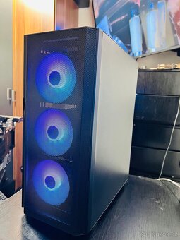 Herní i7 až 32GB DDR4, 1,3TB SSD+HDD, RX 470 4GB, Win 11 - 6