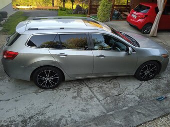 Krásné originál Toyota alu kola plus zánovní pneumatiky - 6