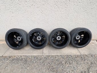 Letní Alu kola Vega Aero, Škoda Superb 3, 5x112 r19, 5mm - 6