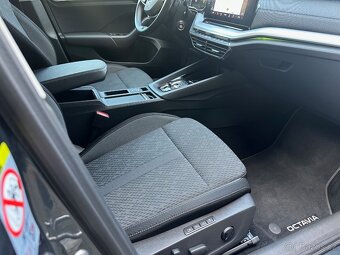 Škoda Octavia IV 2,0 TDi Matrix virtual navi kamera záruka W - 6